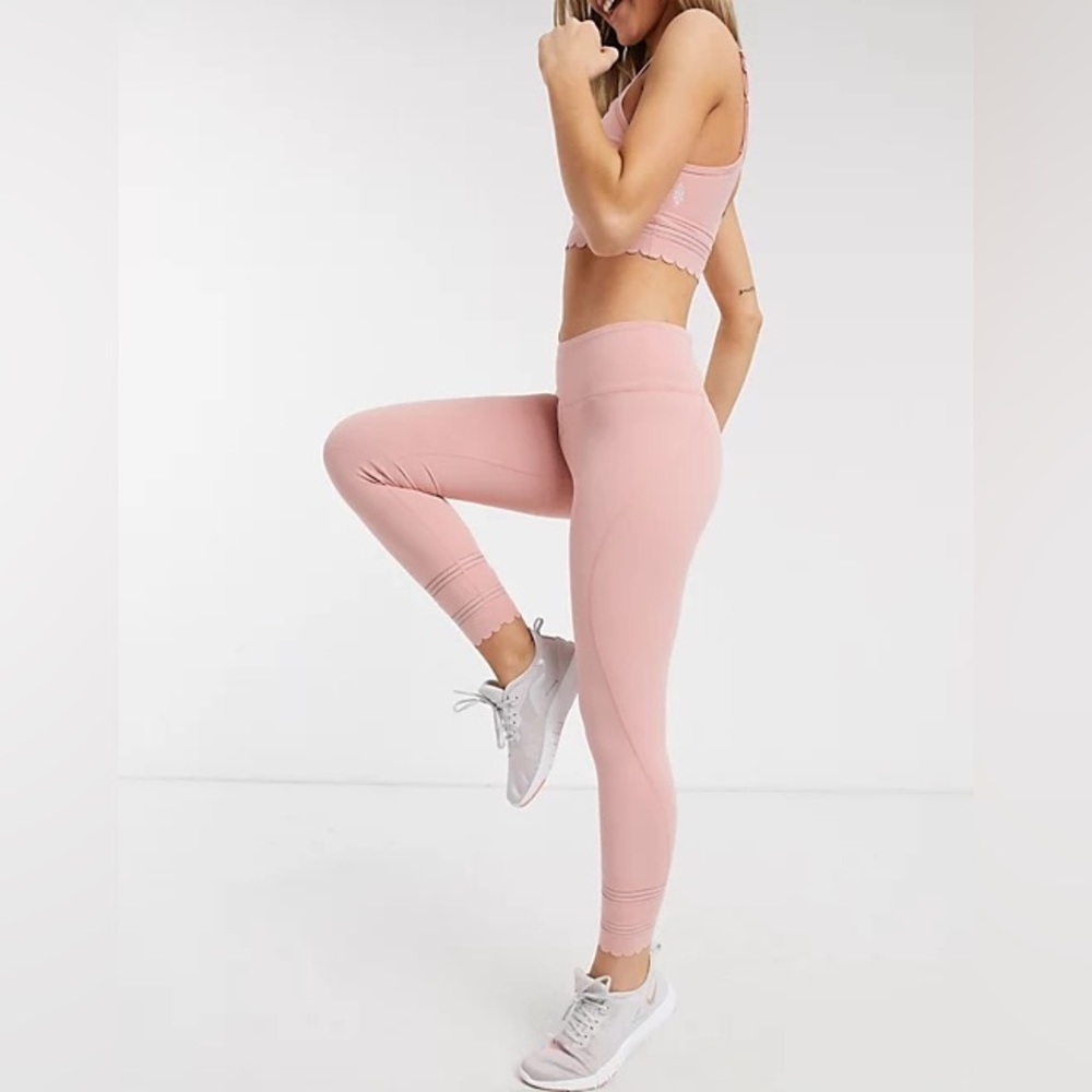 Free People Movement Genesis set